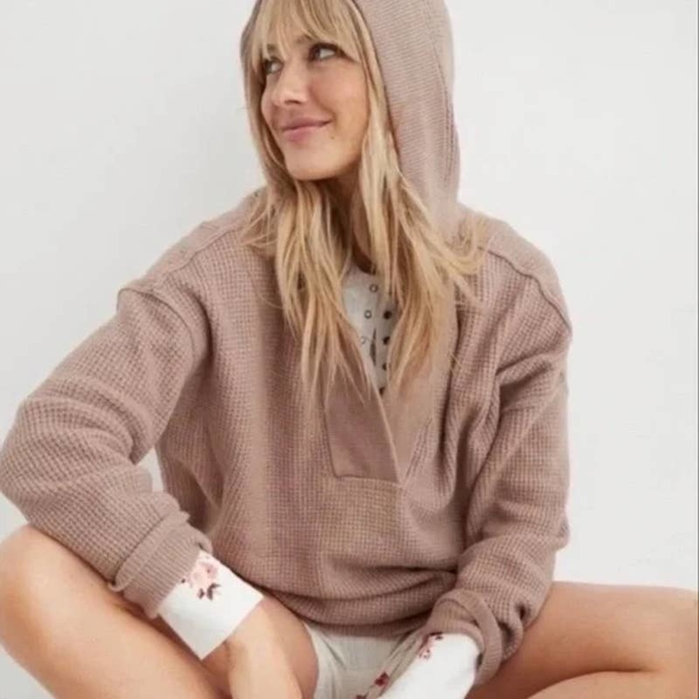 [Aerie] Oatmeal Beige Cozy Up Waffle Knit Oversized Hoodie Sweater Size Small S